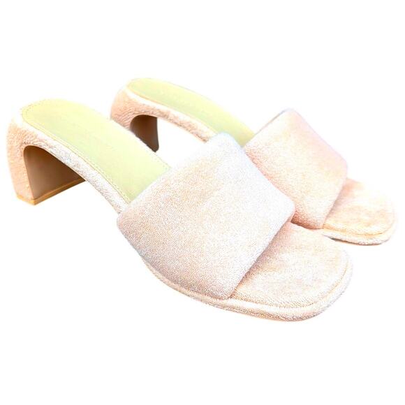 Charles & Keith Loey Textured Curved-Heel Mules Beige Women's 8.5 (39) - Picture 2 of 11